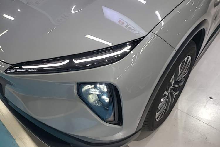 Used Nio EC6 2024 75 kWh Left Front Headlight
