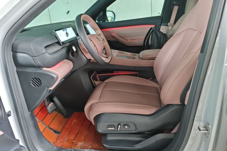 Used Nio EC6 2024 100 kWh Left Front Seat
