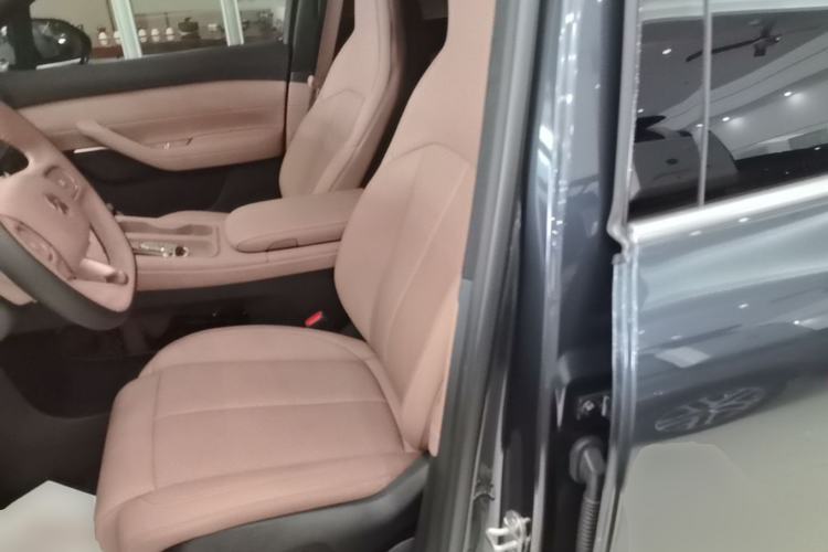 Used Nio EC6 2024 75 kWh Left Front Seat