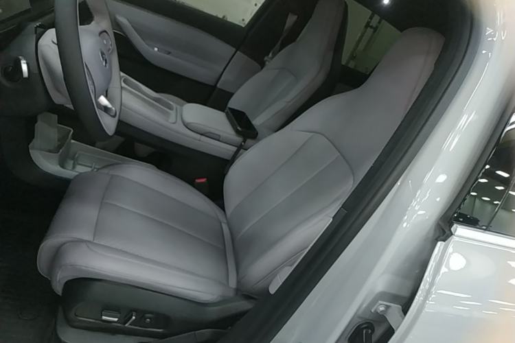 Used Nio EC6 2024 75 kWh Left Front Seat