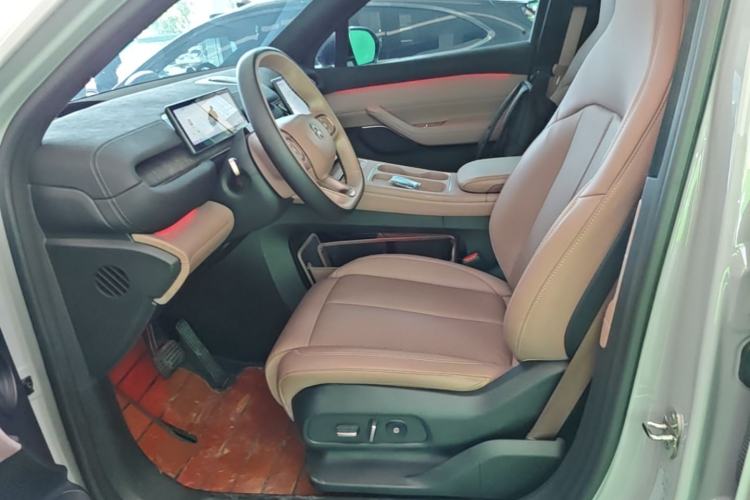 Used Nio EC6 2024 100 kWh Left Front Seat