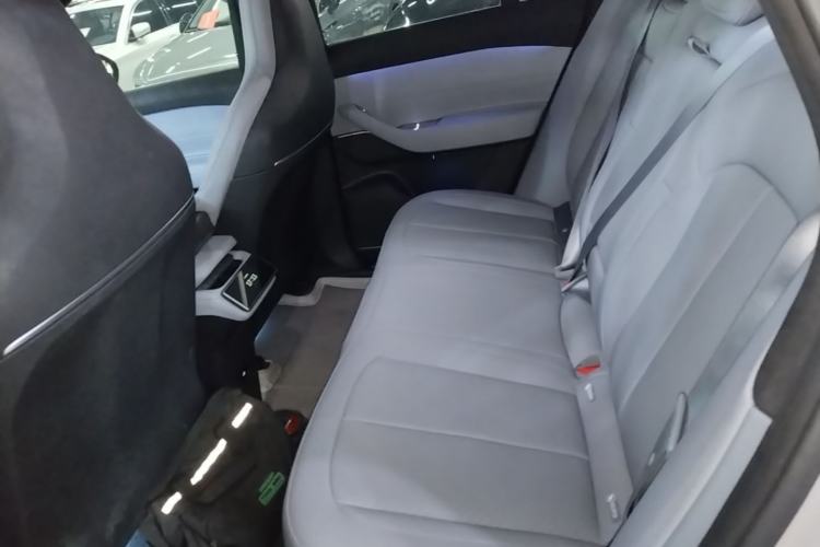 Used Nio EC6 2024 75 kWh Left Rear Seat