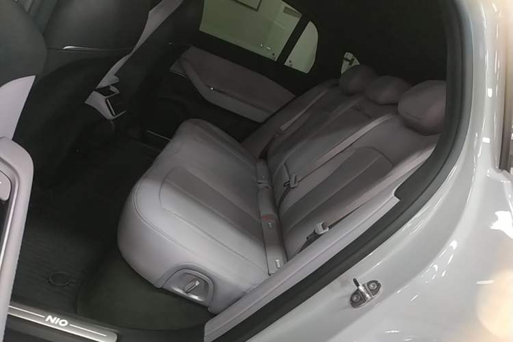 Used Nio EC6 2024 75 kWh Left Rear Seat