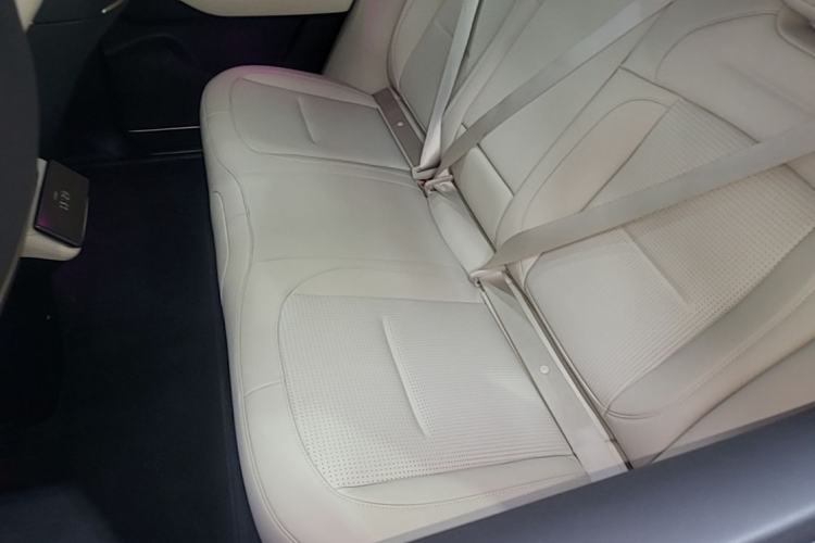 Used Nio EC6 2024 75 kWh Left Rear Seat