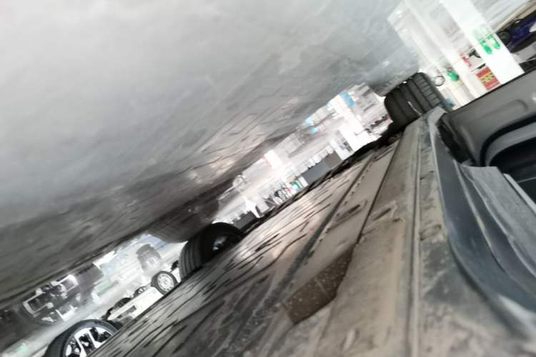 Used Nio EC6 2024 75 kWh Left Side Sill
