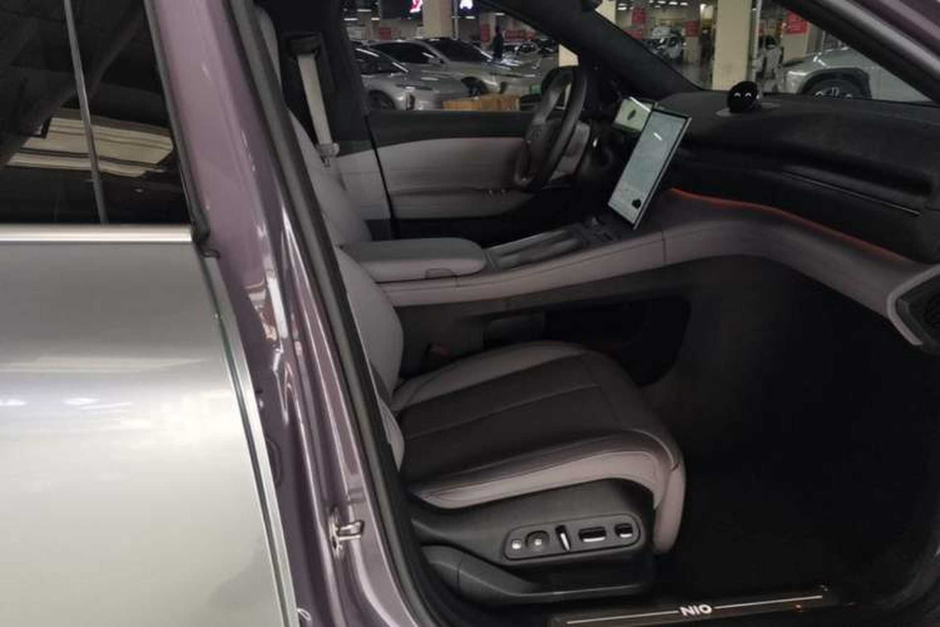 Used Nio EC6 2024 75 kWh Right Front Seat