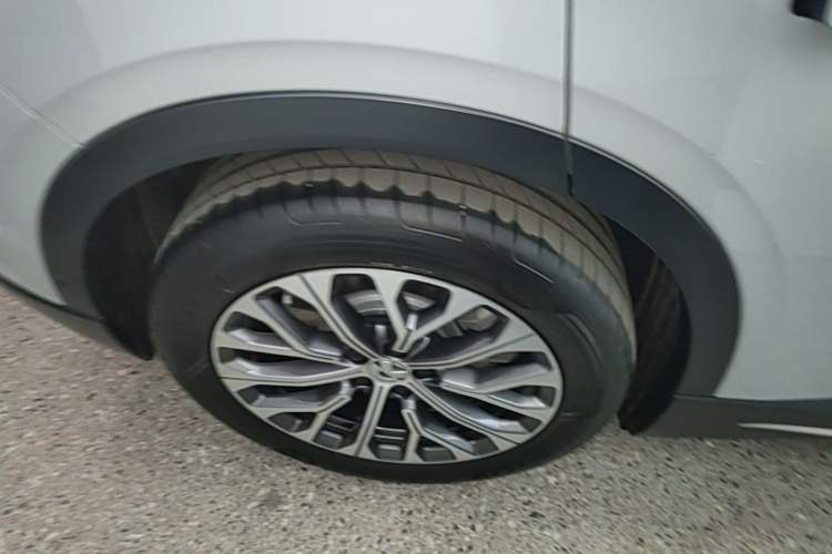 Used Nio EC6 2024 75 kWh Right Rear Wheel Hub