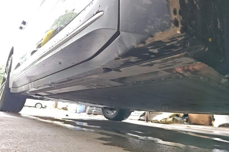 Used Nio EC6 2024 100 kWh Right Side Sill