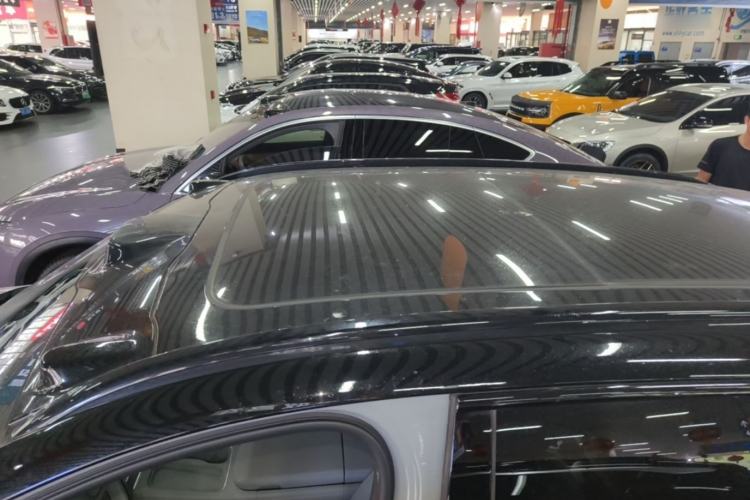 Used Nio EC6 2024 75 kWh Roof