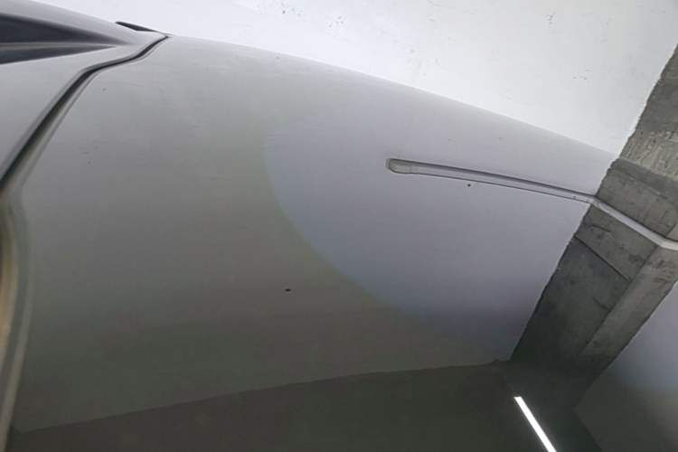 Used Nio EC6 2024 75 kWh Roof