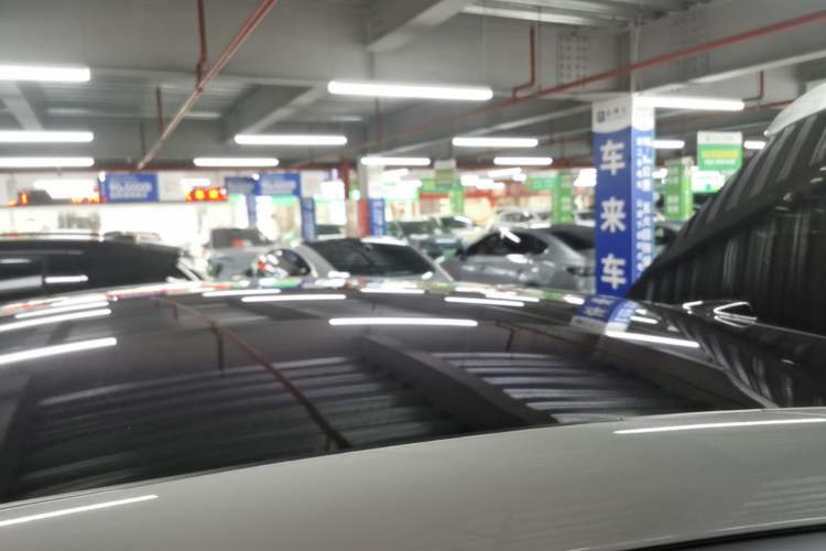 Used Nio EC6 2024 75 kWh Roof