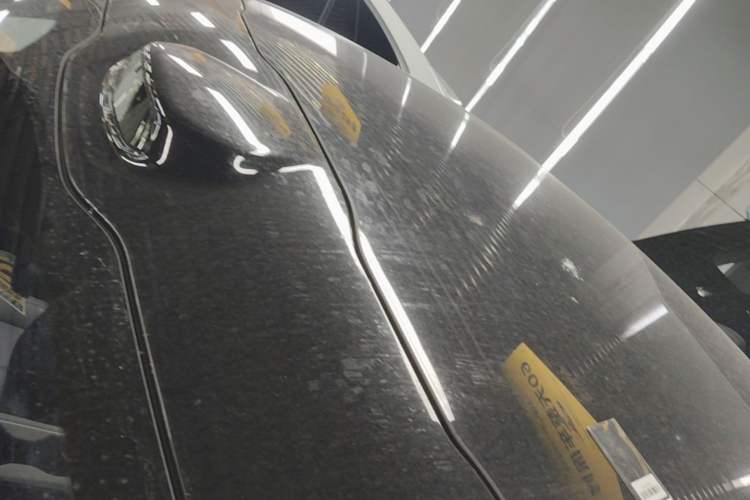 Used Nio EC6 2024 75 kWh Roof