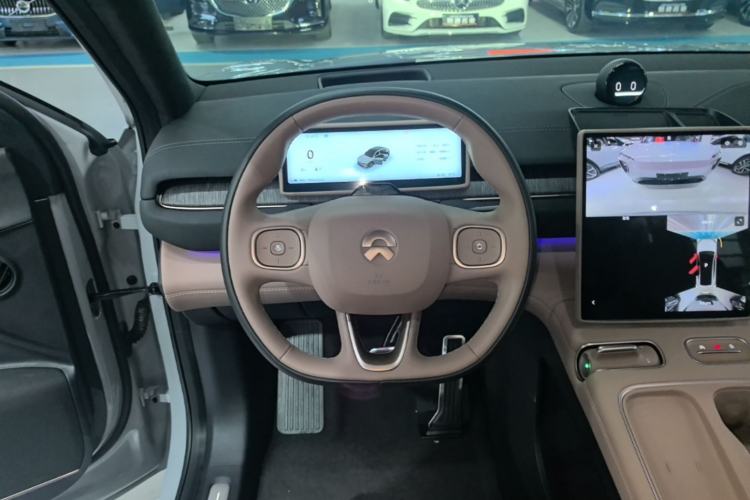 Used Nio EC6 2024 75 kWh Steering Wheel