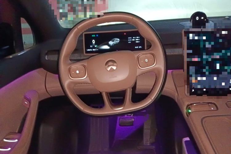 Used Nio EC6 2024 75 kWh Steering Wheel