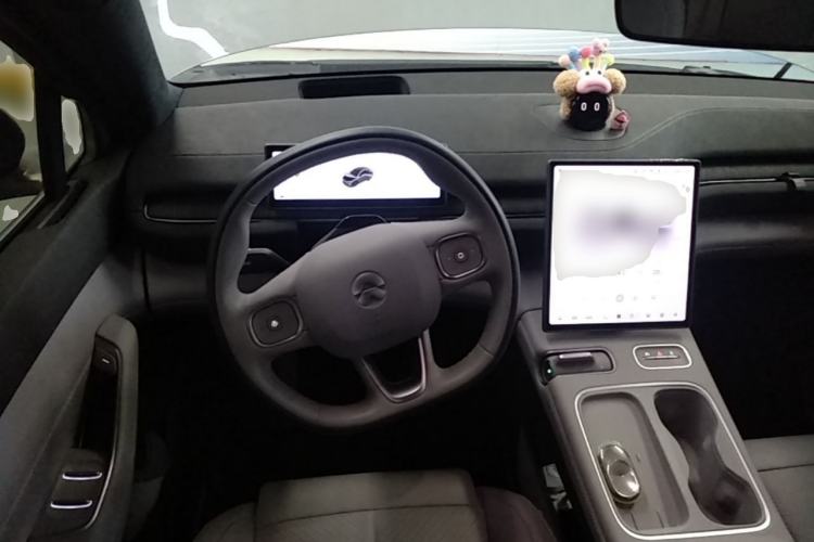 Used Nio EC6 2024 75 kWh Steering Wheel
