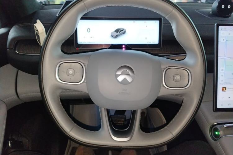 Used Nio EC6 2024 75 kWh Steering Wheel