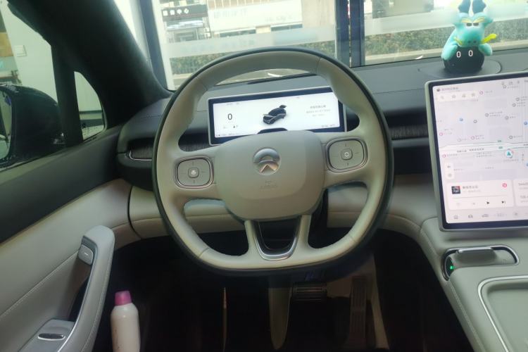 Used Nio EC6 2024 75 kWh Steering Wheel