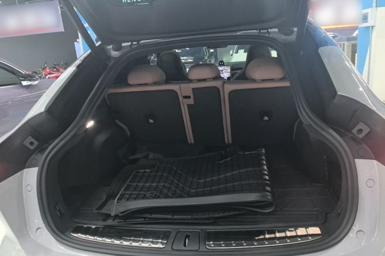 Used Nio EC6 2024 75 kWh Trunk