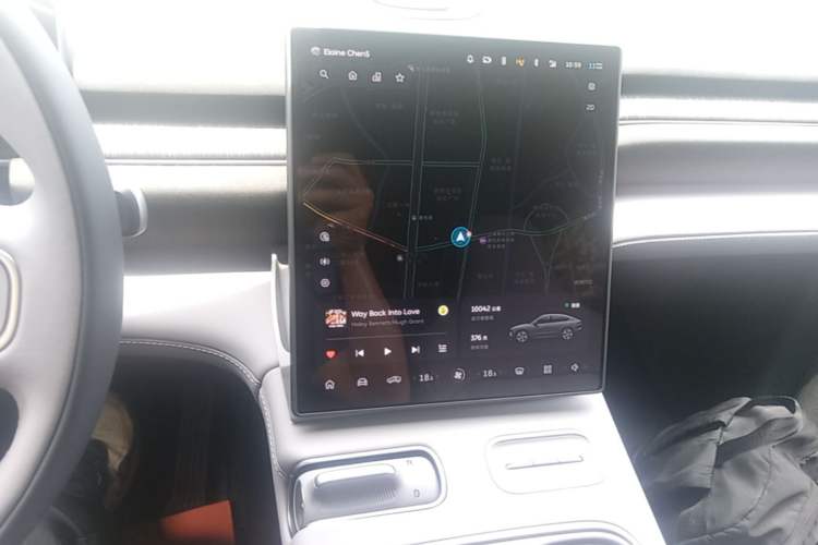 Used Nio EC6 2024 75 kWh Audio And AC Panel