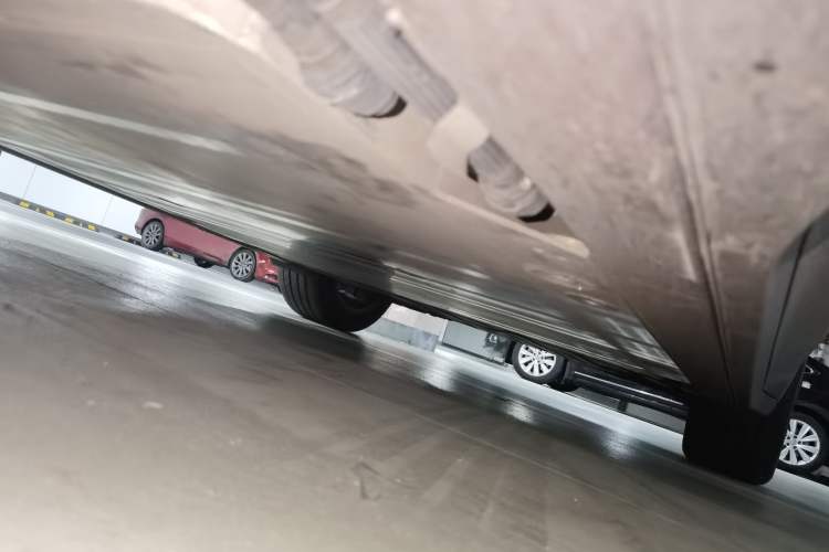 Used Nio EC6 2024 75 kWh Chassis Front Left