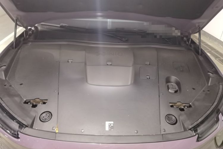 Used Nio EC6 2024 75 kWh Engine Bay