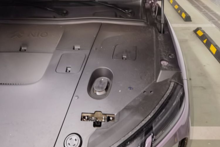 Used Nio EC6 2024 75 kWh Engine Bay Left