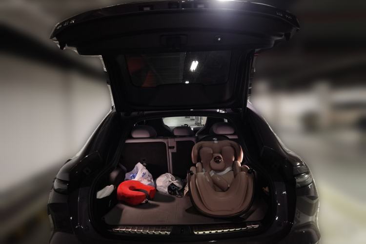 Used Nio EC6 2024 75 kWh Trunk