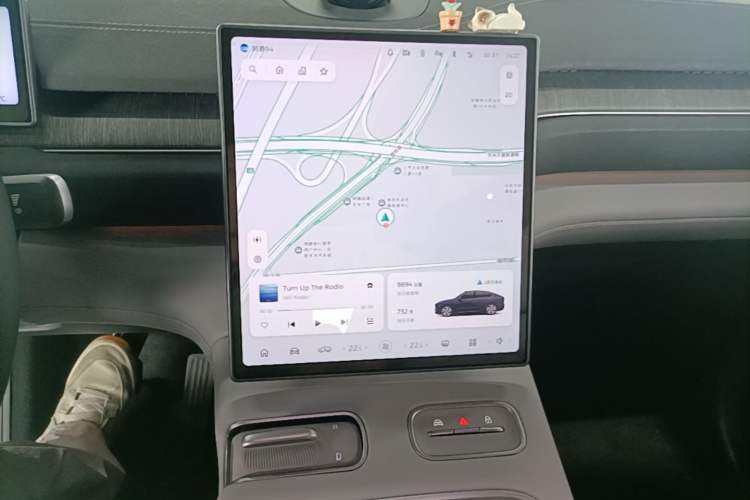 Used Nio EC6 2024 75 kWh Audio And AC Panel