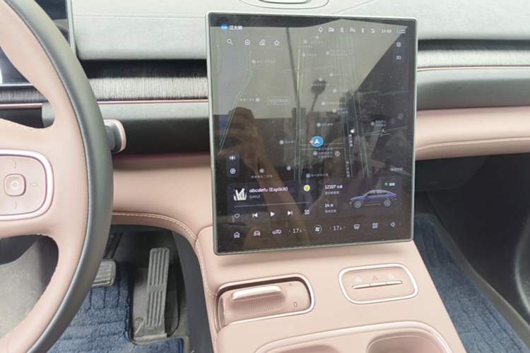 Used Nio EC6 2024 75 kWh Audio And AC Panel