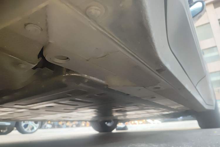 Used Nio EC6 2024 75 kWh Chassis Rear Right