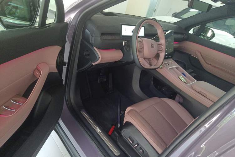 Used Nio EC6 2024 75 kWh Driver Seat
