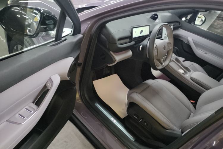Used Nio EC6 2024 75 kWh Driver Seat