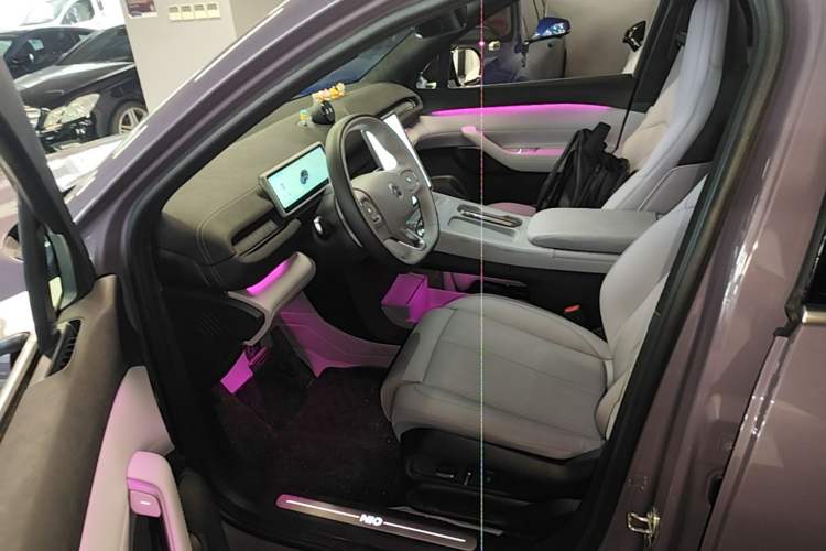 Used Nio EC6 2024 75 kWh Driver Seat