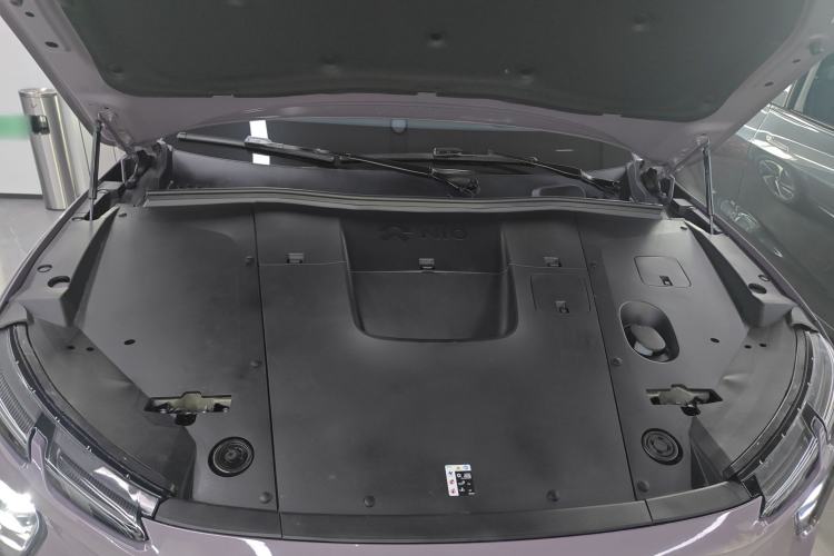 Used Nio EC6 2024 75 kWh Engine Bay