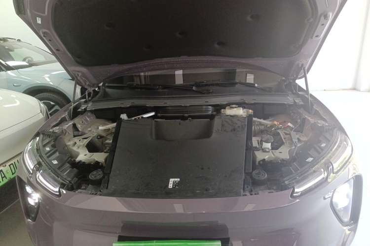 Used Nio EC6 2024 75 kWh Engine Bay