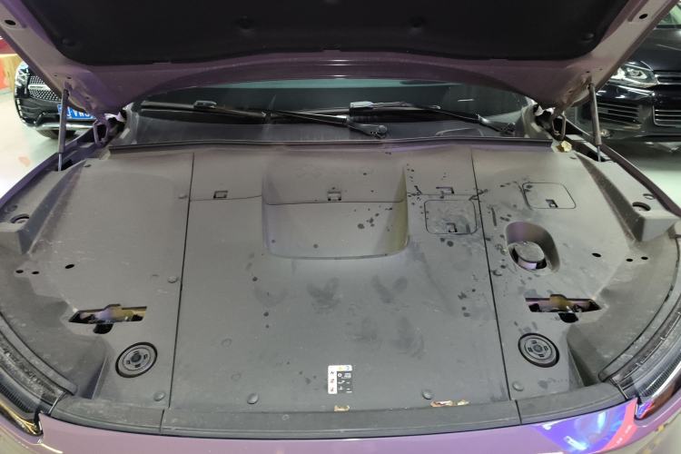 Used Nio EC6 2024 75 kWh Engine Bay