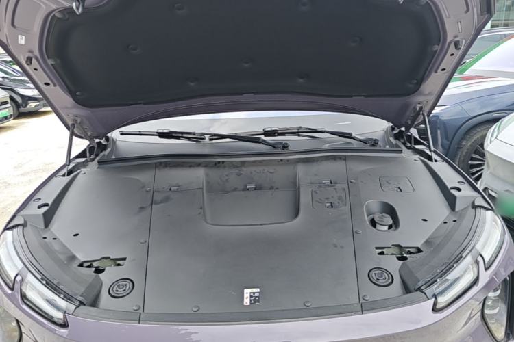 Used Nio EC6 2024 75 kWh Engine Bay