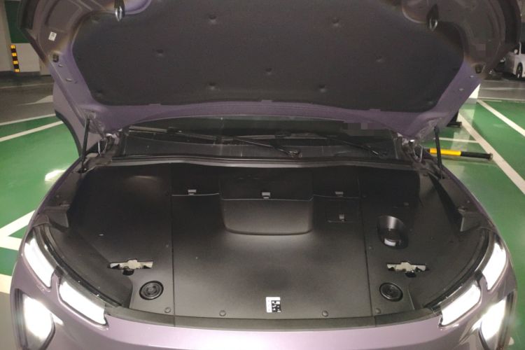 Used Nio EC6 2024 75 kWh Engine Bay