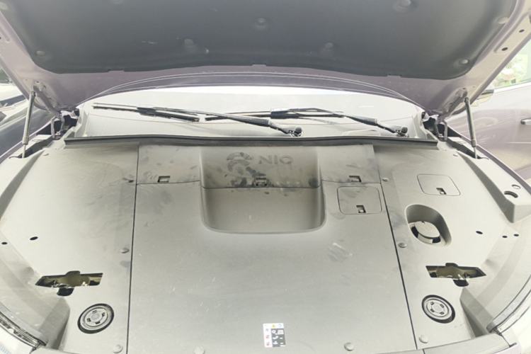Used Nio EC6 2024 75 kWh Engine Bay