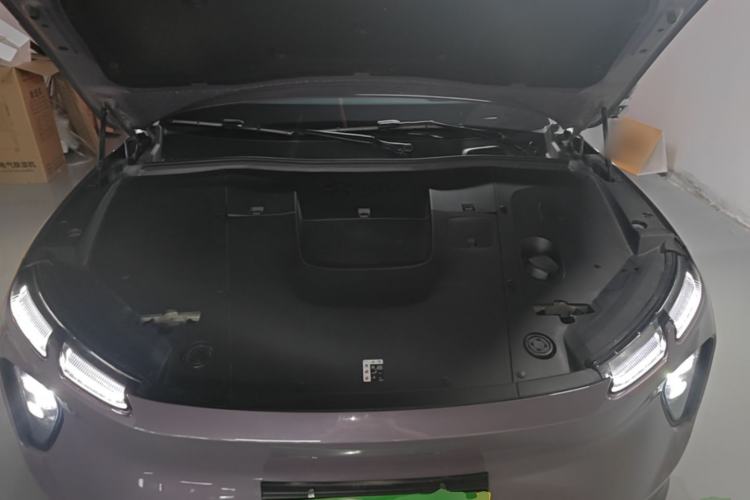 Used Nio EC6 2024 75 kWh Engine Bay