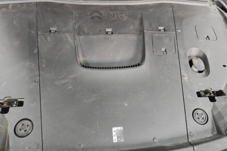 Used Nio EC6 2024 75 kWh Engine Bay