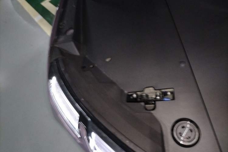 Used Nio EC6 2024 100 kWh Engine Bay Right