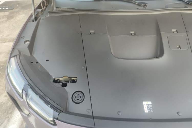 Used Nio EC6 2024 75 kWh Engine Bay Right
