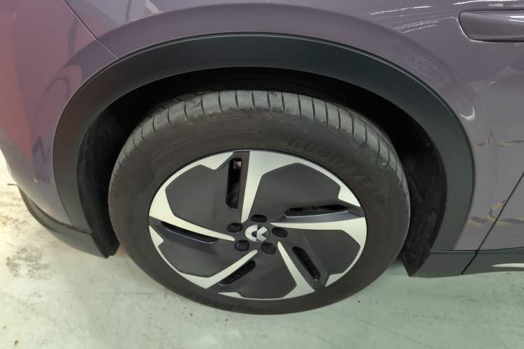 Used Nio EC6 2024 75 kWh Exterior 1