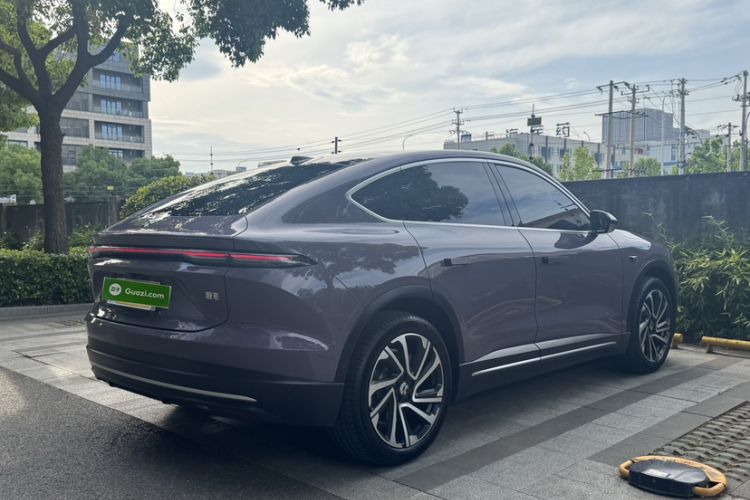 Used Nio EC6 2024 75 kWh Exterior 2