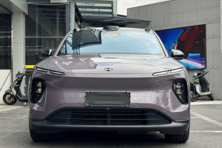 Used Nio EC6 2024 75 kWh Exterior 2
