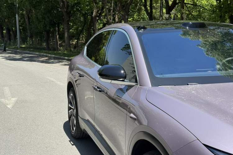 Used Nio EC6 2024 75 kWh Exterior 3