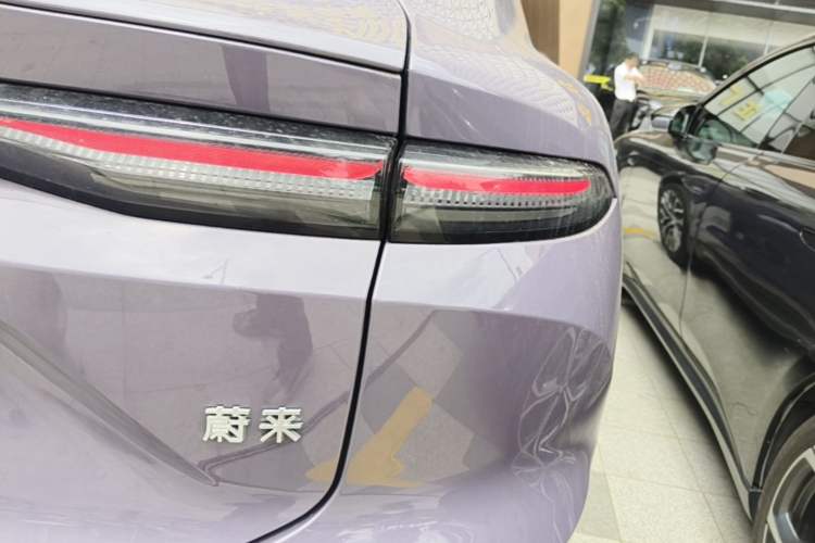 Used Nio EC6 2024 75 kWh Exterior 3