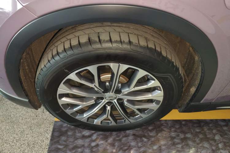 Used Nio EC6 2024 75 kWh Exterior 4
