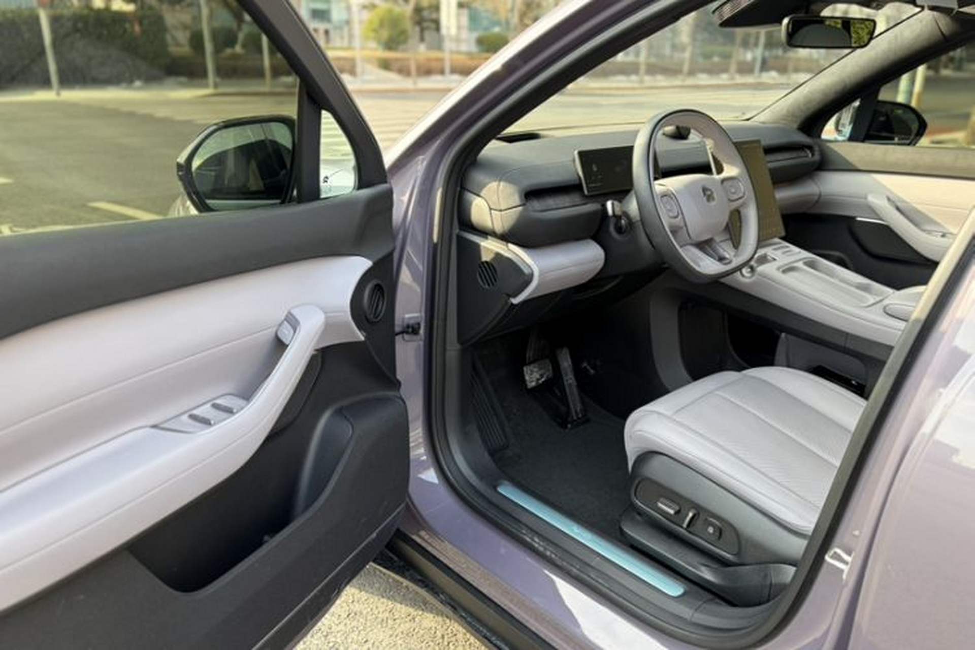 Used Nio EC6 2024 75 kWh Exterior 5